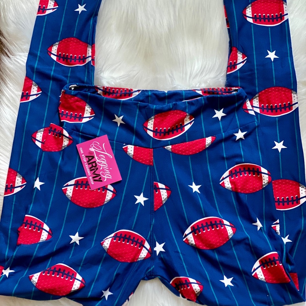 FOOTBALL PRINT MID RISE LEGGINGS - Picture 4 of 8